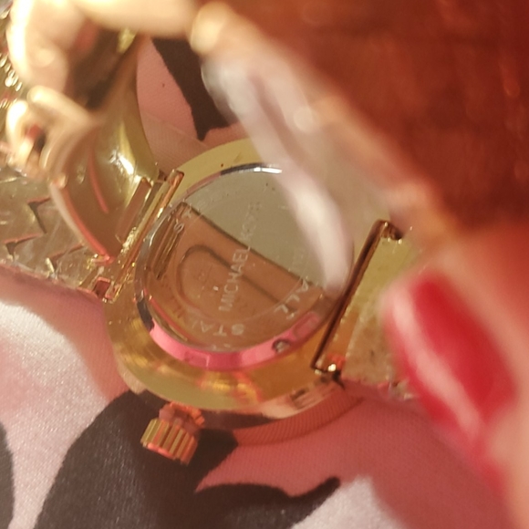 Michael Kors Watch - Picture 3 of 4